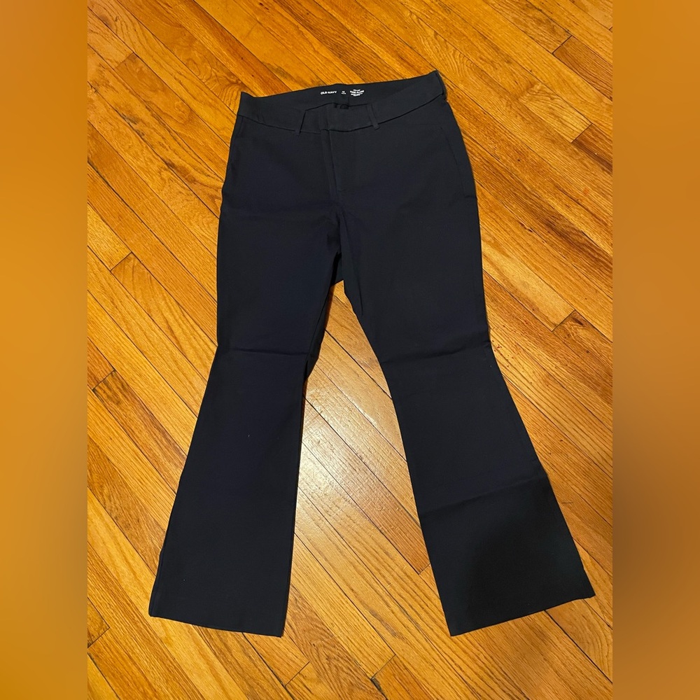 Old Navy, Navy Blue High Rise Pixie Flare Women Pants size 14 Petite